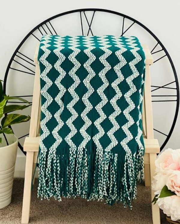 Green - Plush & Patterned Plush & Patterned Throw - Green